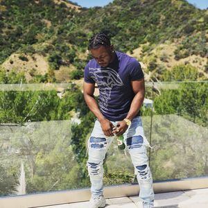 Meet your Posher, Victor